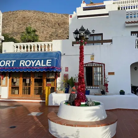 Port Royal 1 Апартаменты *